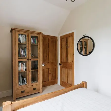 度假居 Station - Unique With River Flowing Through Garden 博尔顿阿比